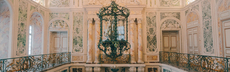 Schloss augustusburg lampe im treppenhaus %c2%a9 johannes h%c3%b6hn